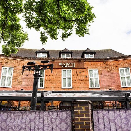 Oyo The Arch, Wembly Stadium Hotell London Exteriör bild